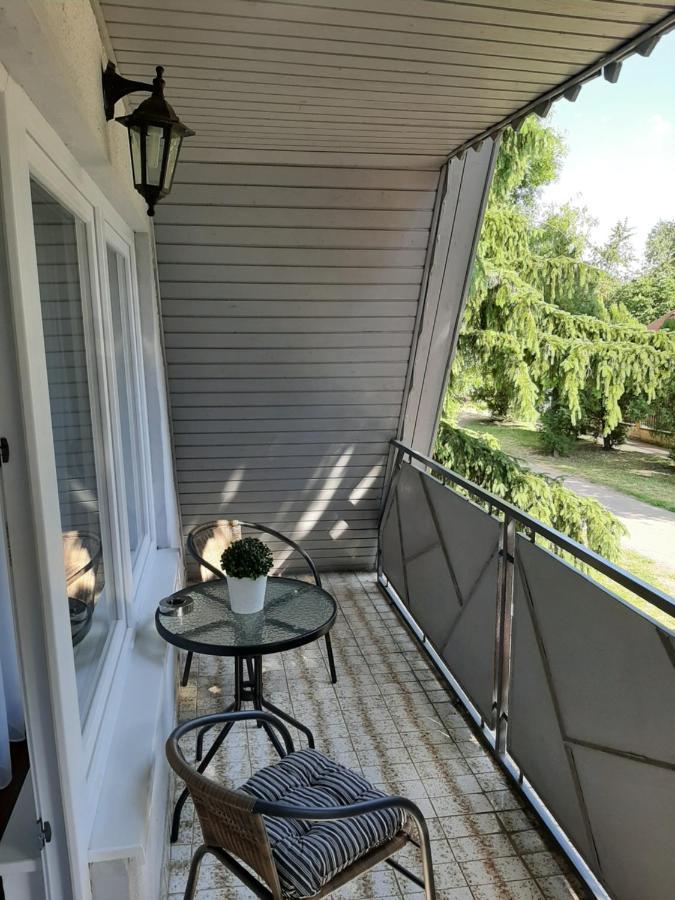 Nikolett Apartman Hajduszoboszlo Bagian luar foto