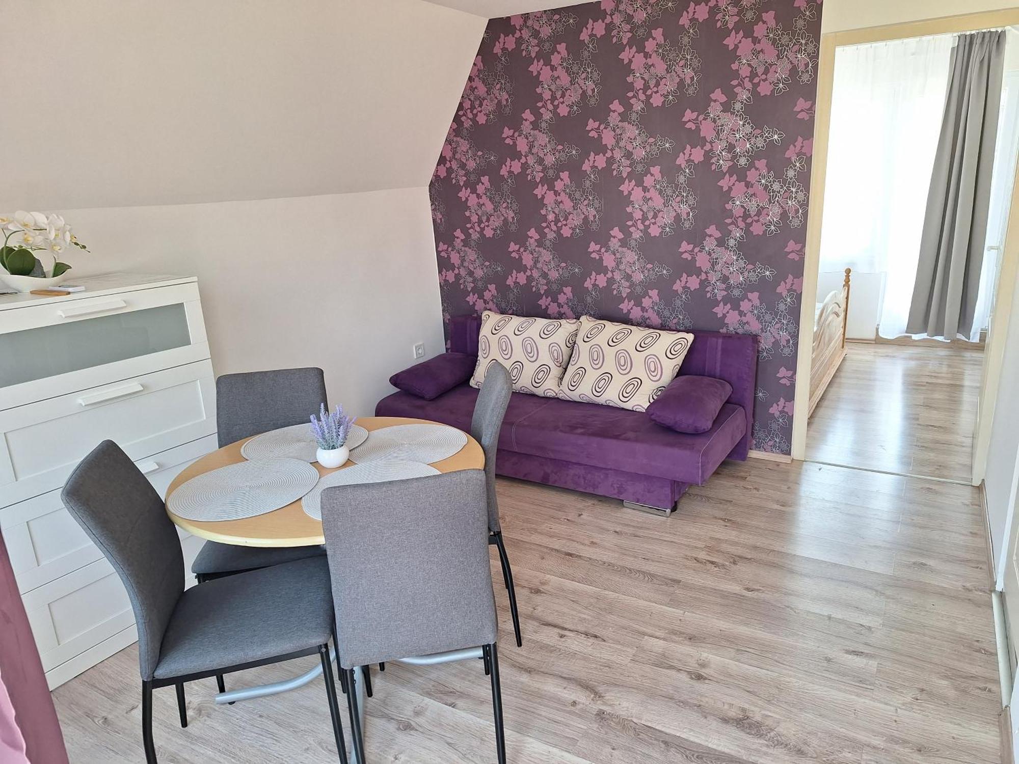 Nikolett Apartman Hajduszoboszlo Bagian luar foto